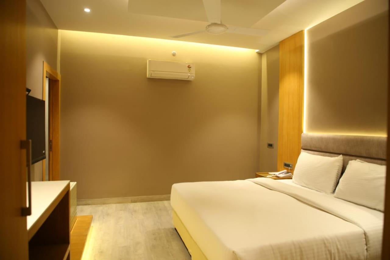 Hotel Rajmahal Морадабад Екстериор снимка