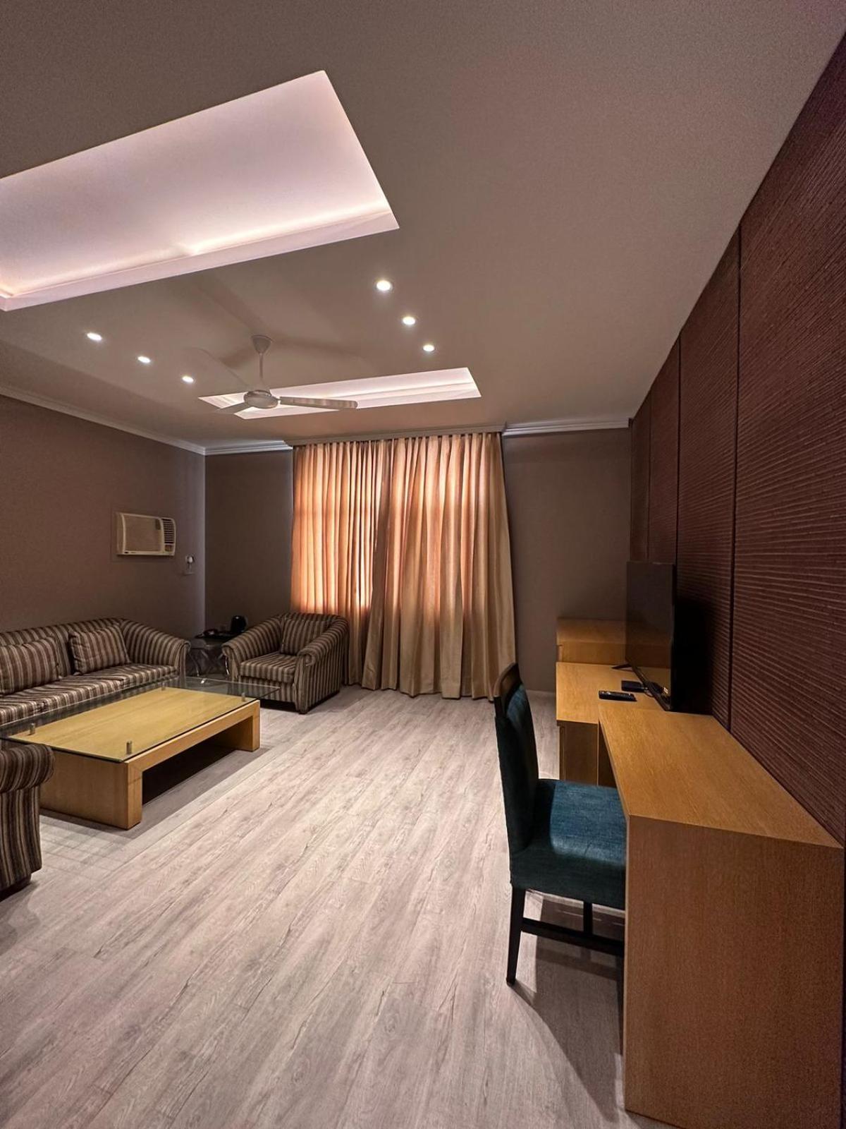Hotel Rajmahal Морадабад Екстериор снимка